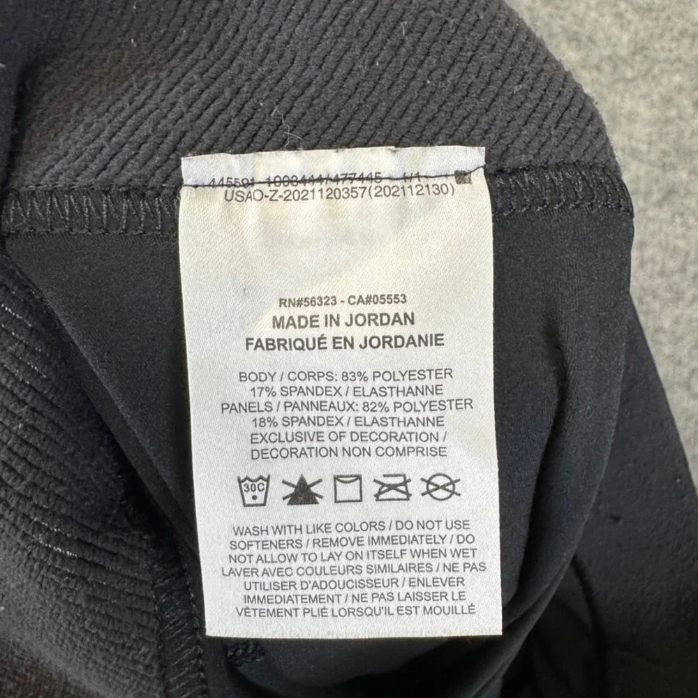Nike Pro Womens Black Training Leggings Mid Rise Crop CZ9803-013 Size L
